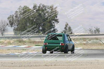 media/Jun-02-2024-CalClub SCCA (Sun) [[05fc656a50]]/Group 5/Qualifying/